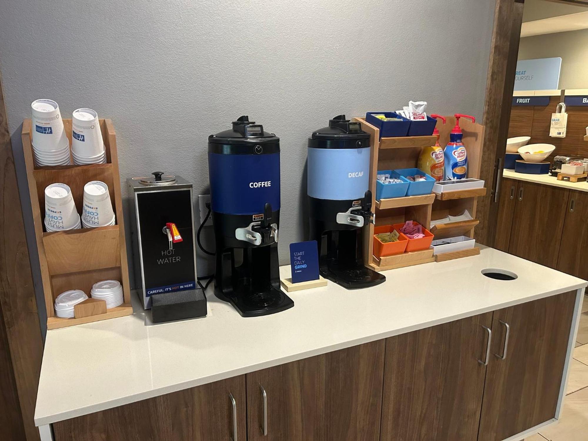Holiday Inn Express Hotel And Suites Alice By Ihg Eksteriør billede