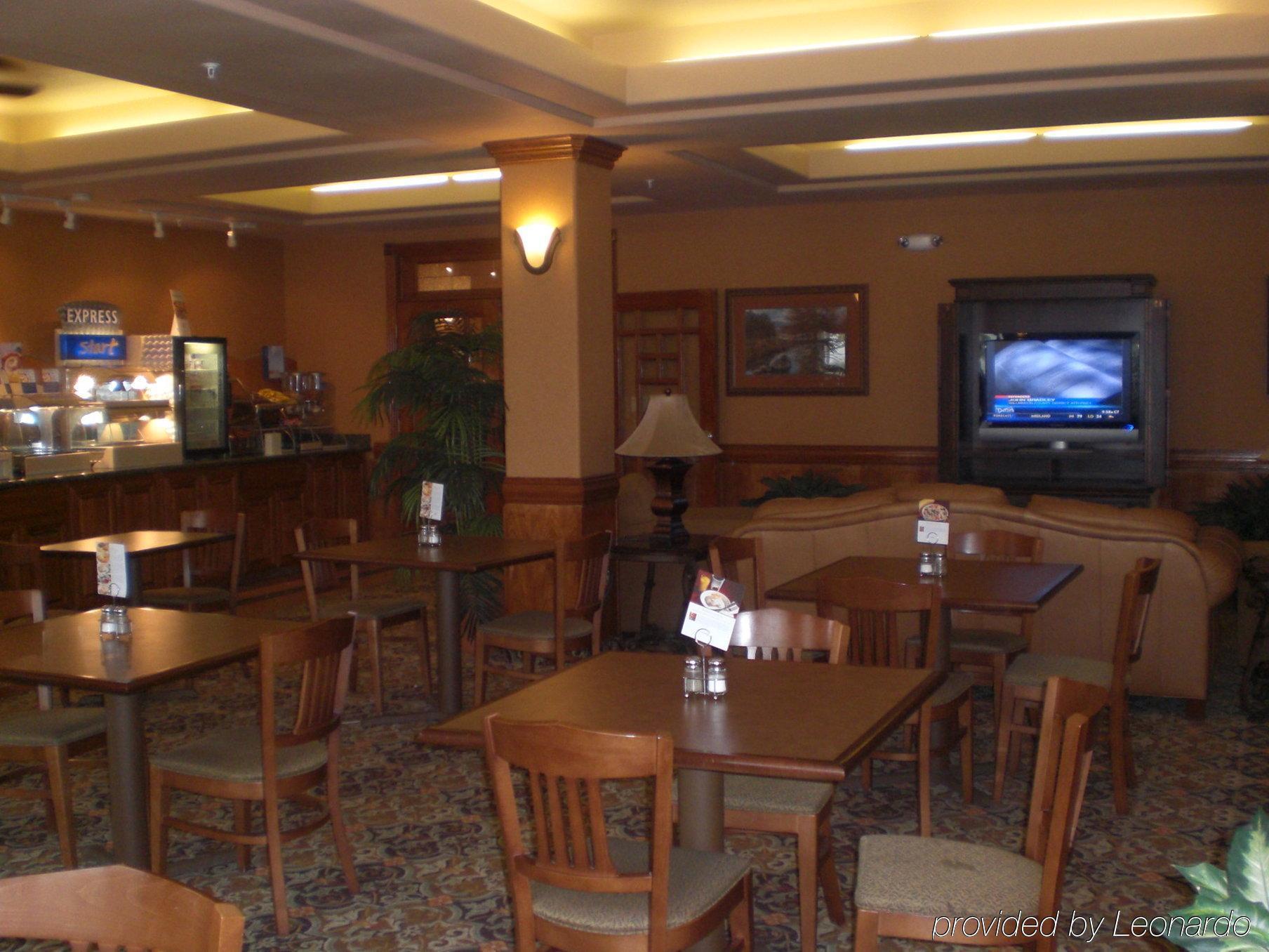 Holiday Inn Express Hotel And Suites Alice By Ihg Eksteriør billede