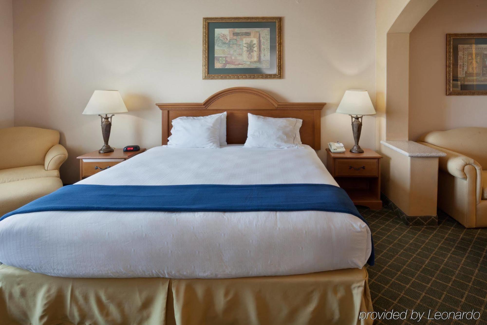 Holiday Inn Express Hotel And Suites Alice By Ihg Værelse billede